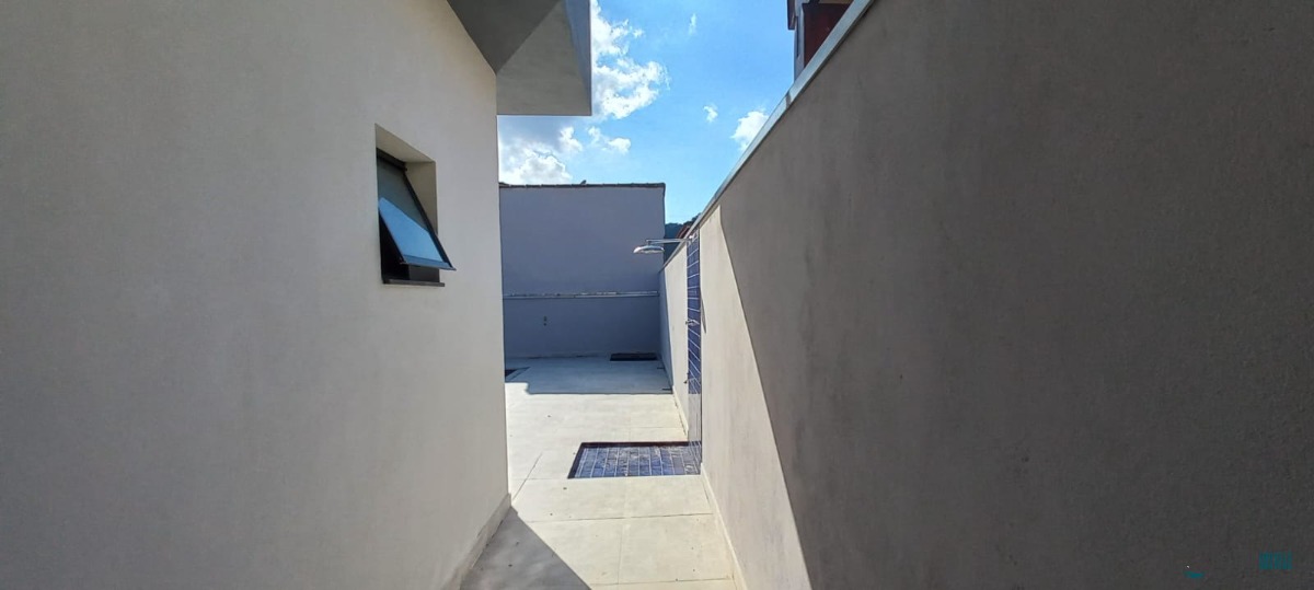 Casa de Condomínio à venda com 4 quartos, 400m² - Foto 30