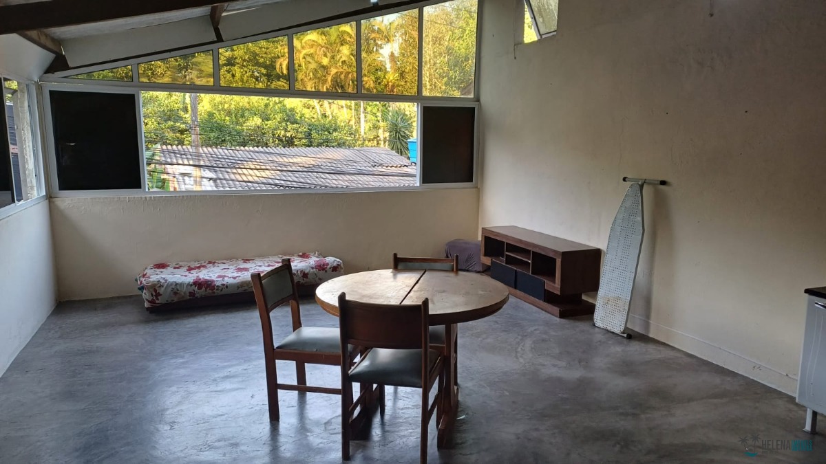 Casa para alugar com 2 quartos, 70m² - Foto 3